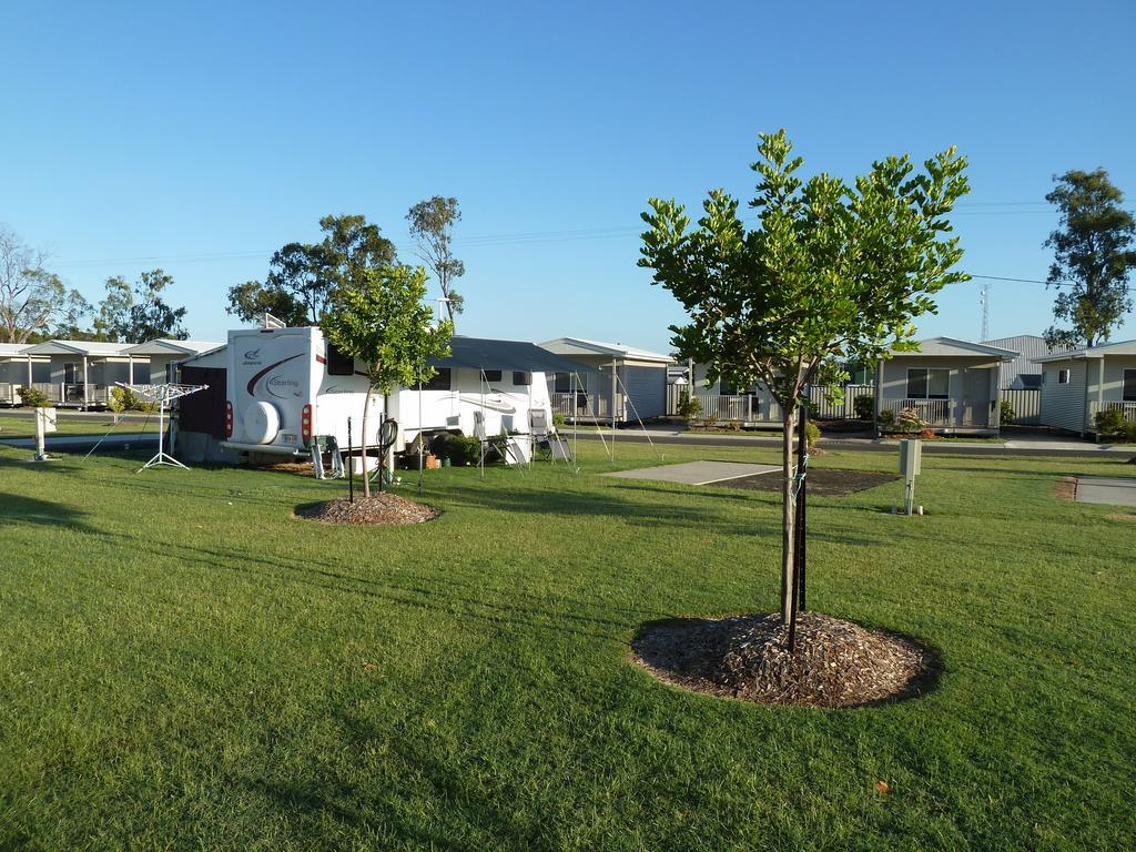 Chinchilla Tourist Park Hotel Екстериор снимка